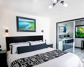 Villa Roca Boutique Resort & Suites - Adult Only - Manuel Antonio - Bedroom