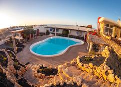 Bungalow - Fuego - Surf & Yoga Villa - La Pared - Pool