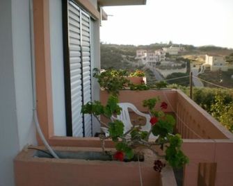 Pentari - Stalos - Balcony