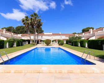 M408-098 Casa Villa Cristal Residencial - Miami Platja - Piscine