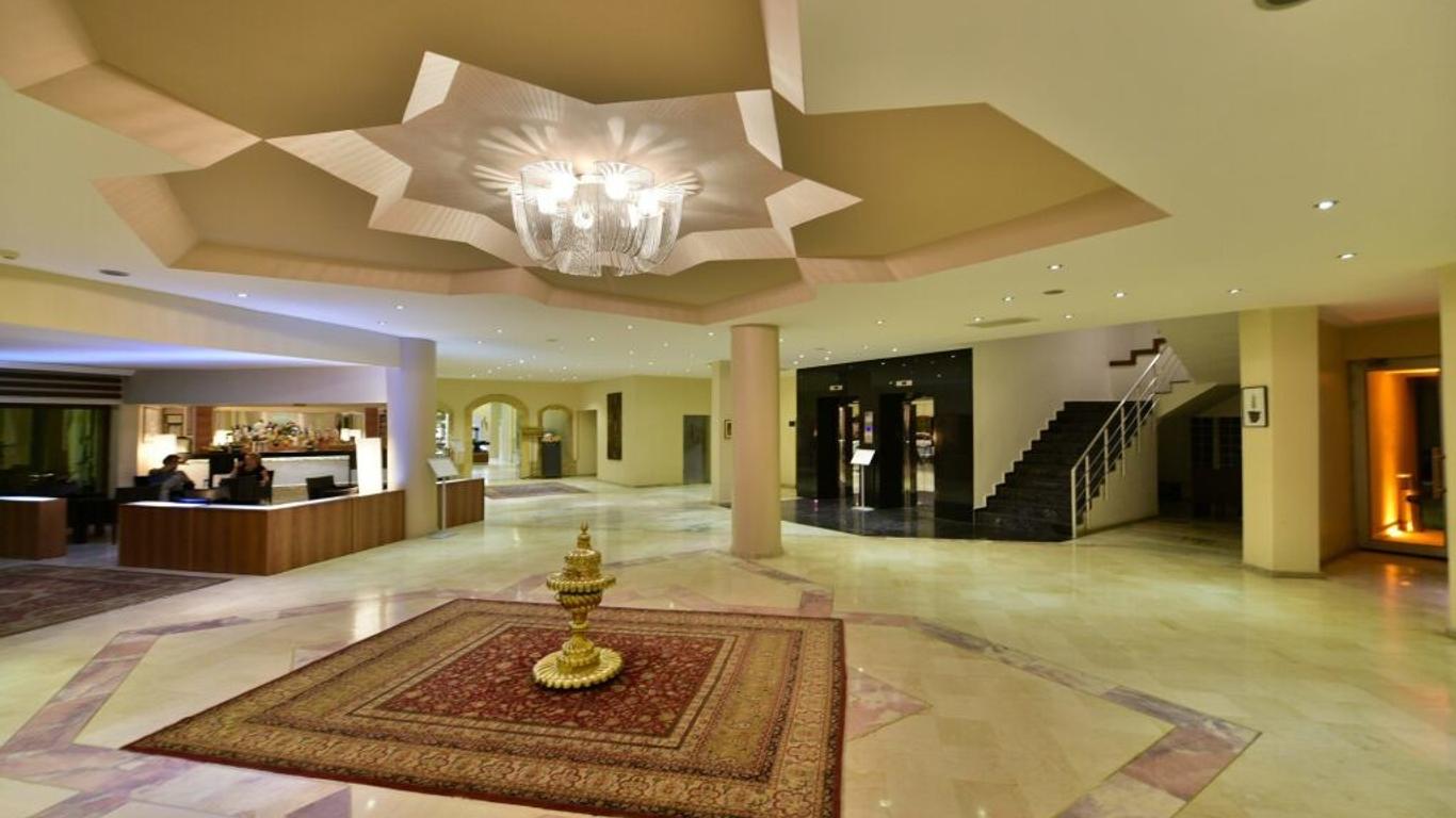 أفراسيا هوتل