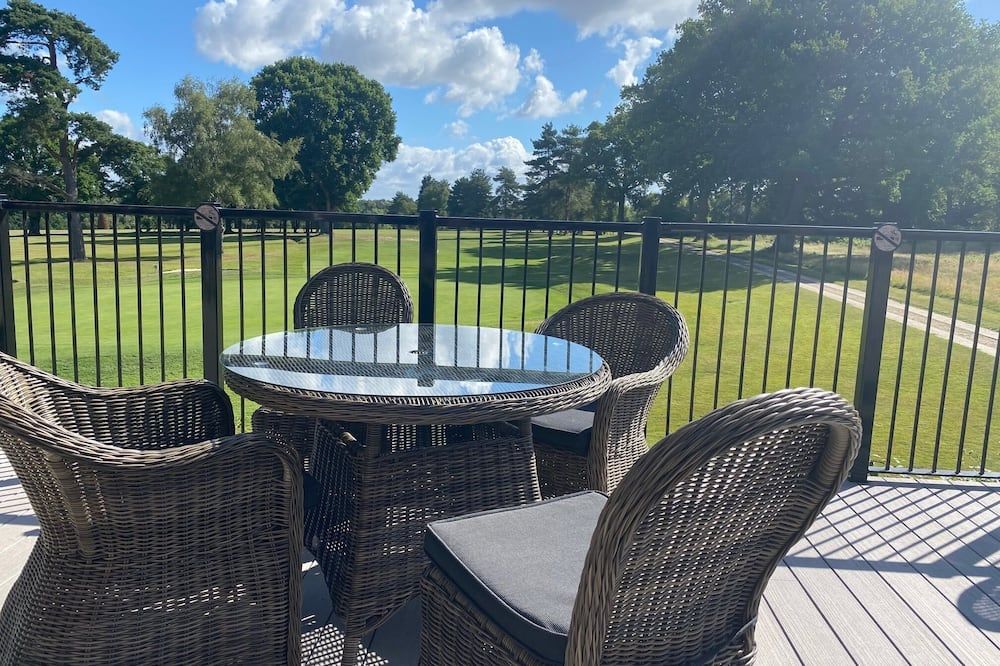 Cottesmore Hotel Golf & Country Club - Crawley - Balcón