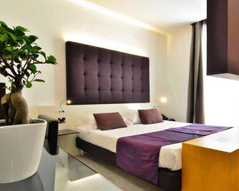 Hotel La Bussola - Milazzo - Bedroom