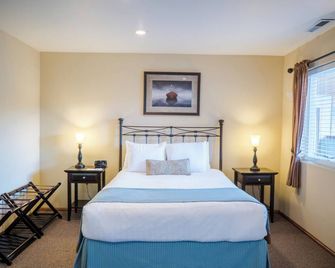 In the heart of downtown - Front Street - for Leavenworth's main shopping/dining - Leavenworth - Bedroom