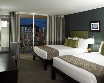Soothing urban retreat with stunning views of the Koolau Mountains. - Honolulu - Habitació