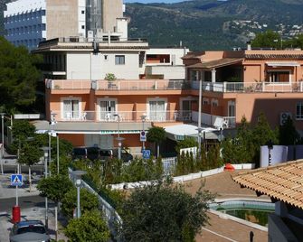 Hostal Jakiton - Magaluf - Outdoors view