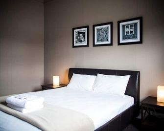 Crossroads Hotel - Narrabri - Slaapkamer