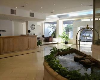 Centuria Hotel Buenos Aires - Buenos Aires - Front desk