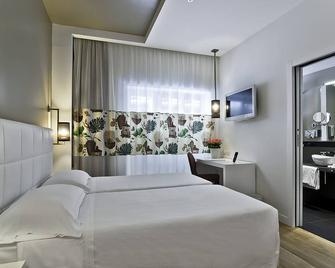 Hotel Caravel - Rom - Schlafzimmer