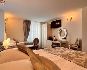 هوتل كاستيل 1700 - سبليت - غرفة نوم