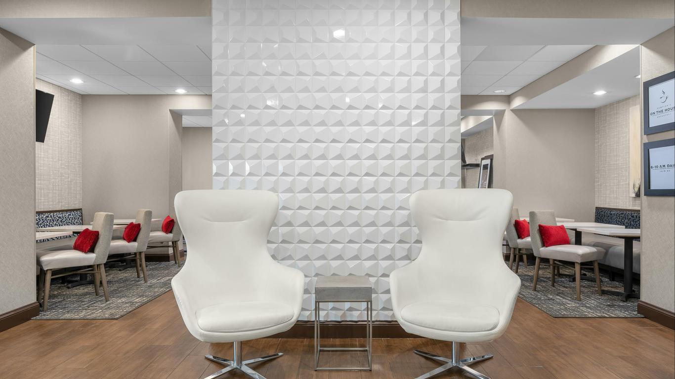 Hampton Inn Atlanta/McDonough