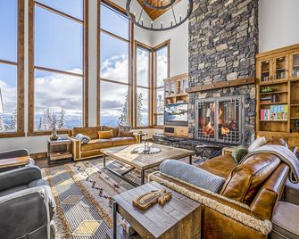 Inuksuk Lodge - 4800 sq ft of Big White Excellence! - Big White - Salon