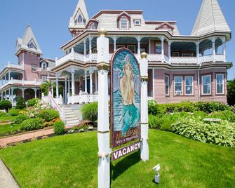Angel of the Sea Bed and Breakfast - Cape May