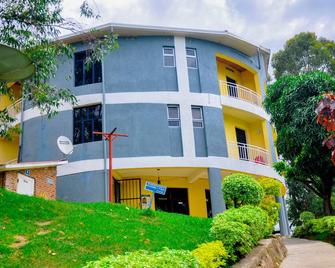 Livalana Hotel - Kibuye - Building