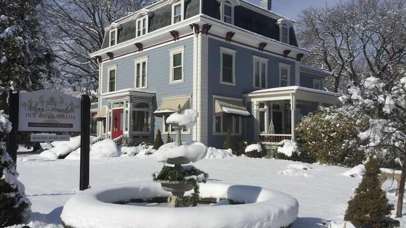 Silver Fountain Inn