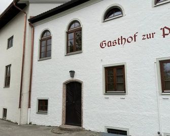 Hotel Gasthof zur Post Benediktbeuern - Benediktbeuern - Gebäude