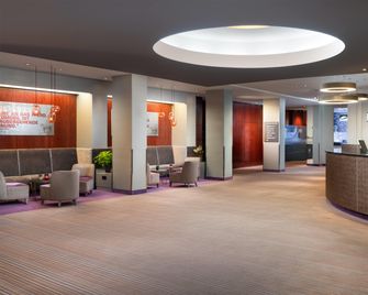 elaya Hotel Stuttgart Ludwigsburg, Trademark by Wyndham - Korntal-Münchingen - Lobby