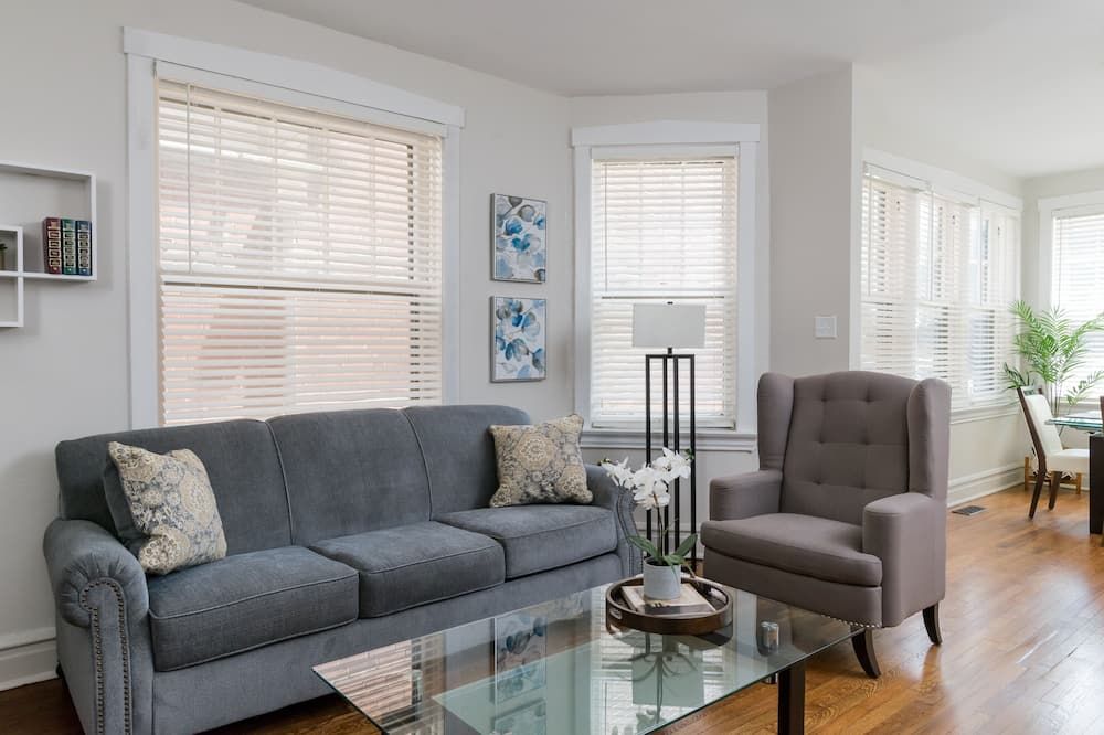 Escape to this Urban Retreat in a Prime location! - سانت لويس - غرفة معيشة