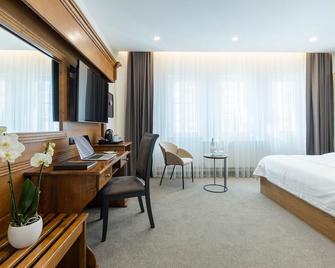 Hotel Afa - Pristina - Habitación