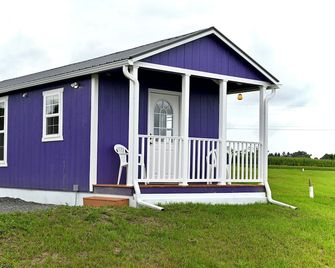 Serenity Escape: Calm Cottage - Lodi - Building