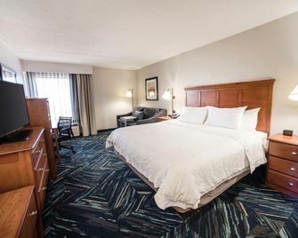 Hampton Inn Louisville-North/Clarksville - Clarksville - Спальня