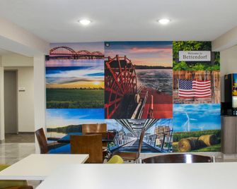 Clarion Pointe Bettendorf - Quad Cities - Bettendorf - Lobby
