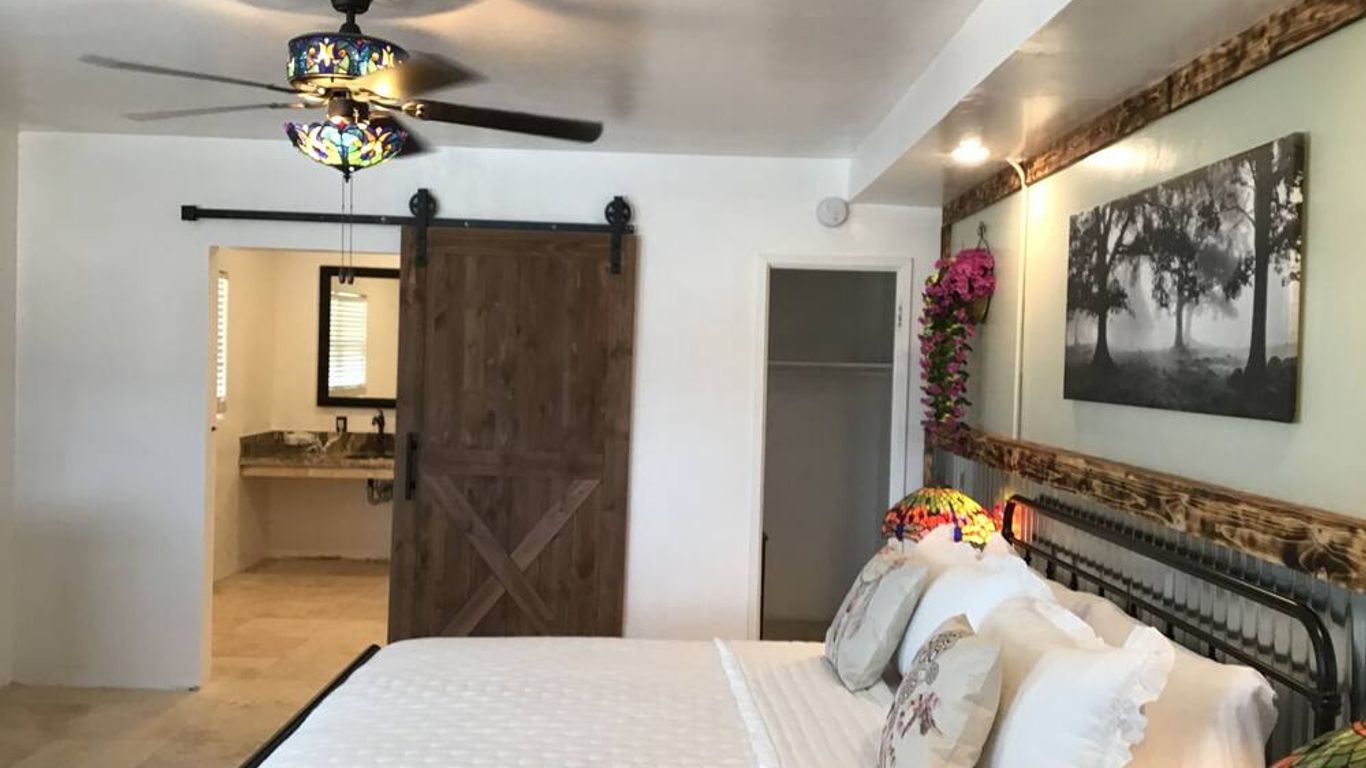 Olancha RV Park and Motel