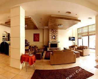 Ahilion Hotel - Kalavryta - Lobby