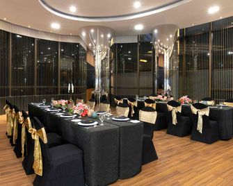 宜必思萬隆跨工作室酒店 - 萬隆 - 萬隆 - 餐廳