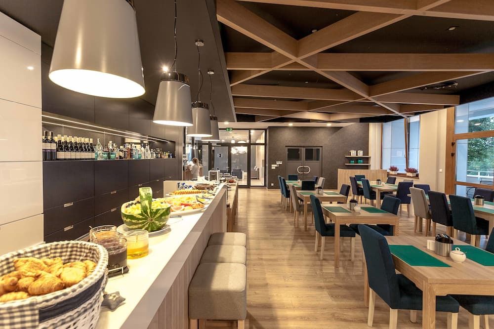 هوتل زاتوكا - غدانسك - مطعم