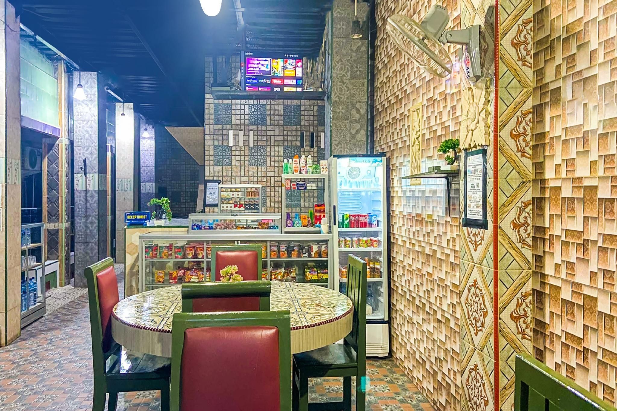 OYO 2518 Wilma Hotel Ii Premier - Kupang - Lobby