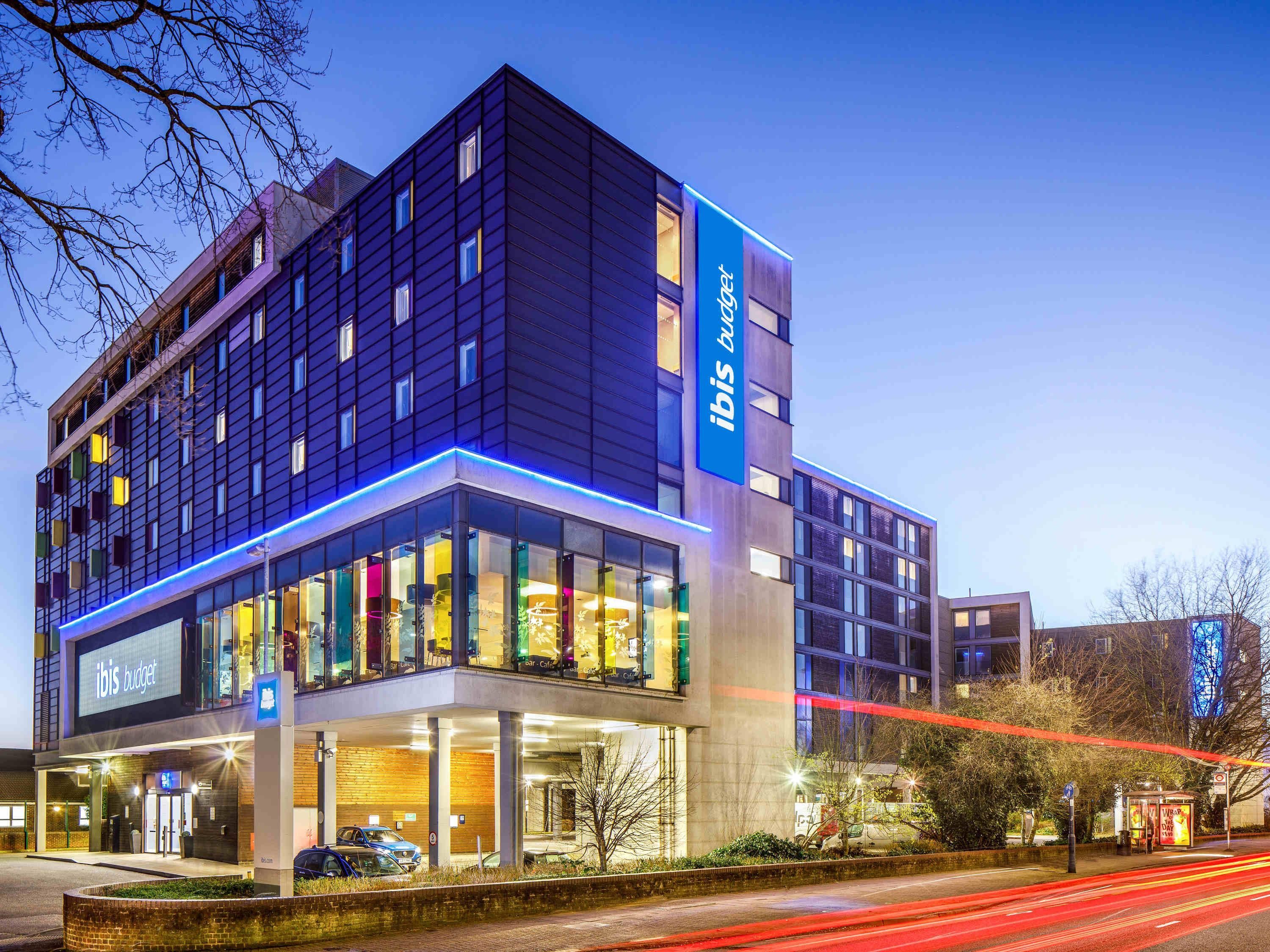 ibis budget London Heathrow Central - Hounslow - בניין