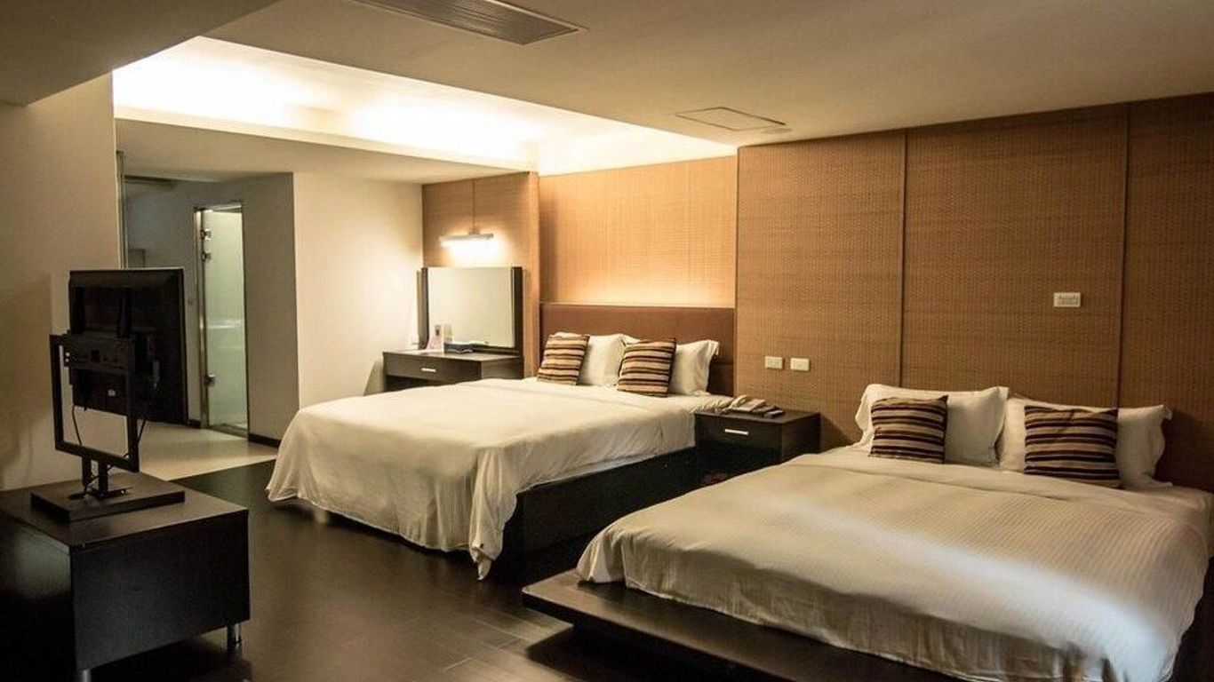 Katherine Plaza Hotel