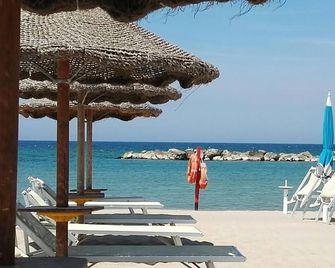 Hotel Europa - Gabicce Mare - Playa