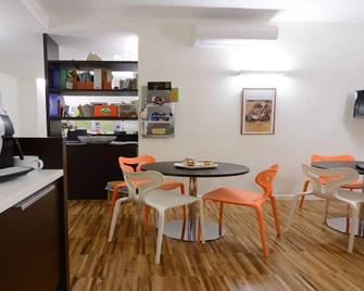 B&B Donna Eleonora - Matera - Comedor