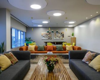 Sadot Hotel Ben Gurion Airport - an Atlas Boutique Hotel - Be’er Ya‘aqov - Lounge