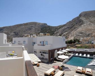 Selini Hotel - Kamari - Uima-allas