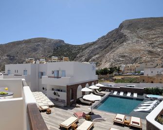 Selini Hotel - Kamari - Pool