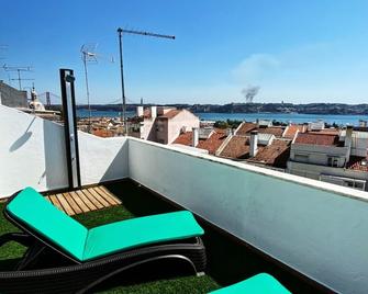 Familiar - Suite Belem - ליסבון - מרפסת