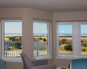 Time to book for Fall Clamming! - Long Beach - Balcony