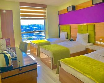 Grand Aga Hotel - Doğubayazıt - Bedroom
