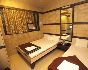 Hotel Al Moazin - Mumbai