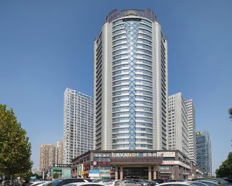 Lavande Hotel Nanchang East Aixihu Subway station Branch - נאנצ'אנג - בניין