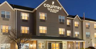 Country Inn & Suites by Radisson, Kearney, NE - Kearney - Building