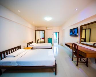 Golden House Service Apartment - Rayong - Schlafzimmer