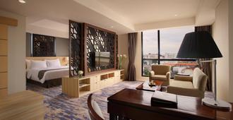 โรงแรมแกรนด์ฮิกา เซอมารัง - เซมารัง - ห้องนั่งเล่น