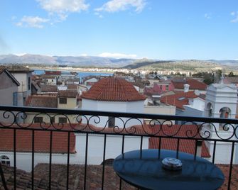 Byron Hotel - Náfplio - Parveke