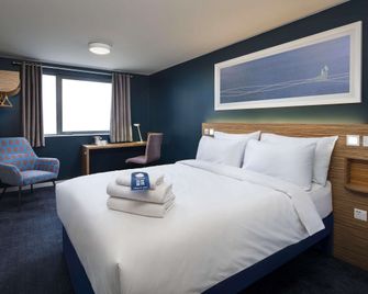 Travelodge Maidenhead Central - Maidenhead - Ložnice