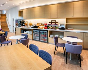 Yotelair Singapore Changi Airport - Singapore - מסעדה