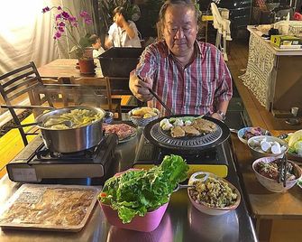 Puli Guanpu Fallsview Stay House - Puli Township - Buffet